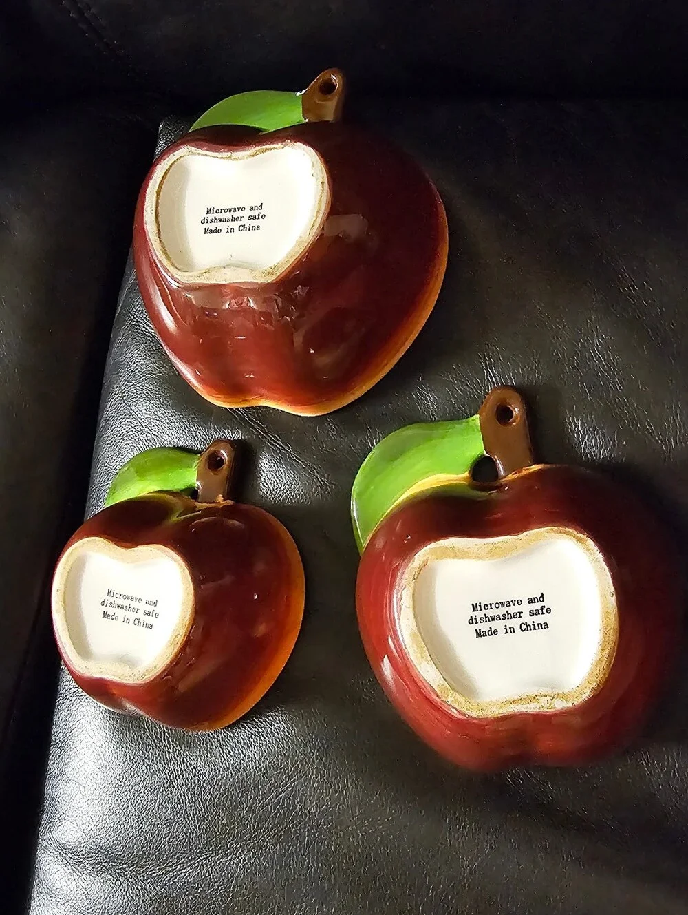 Apple-Shaped Ceramic Nesting Measuring Cup Set of 3 EUC